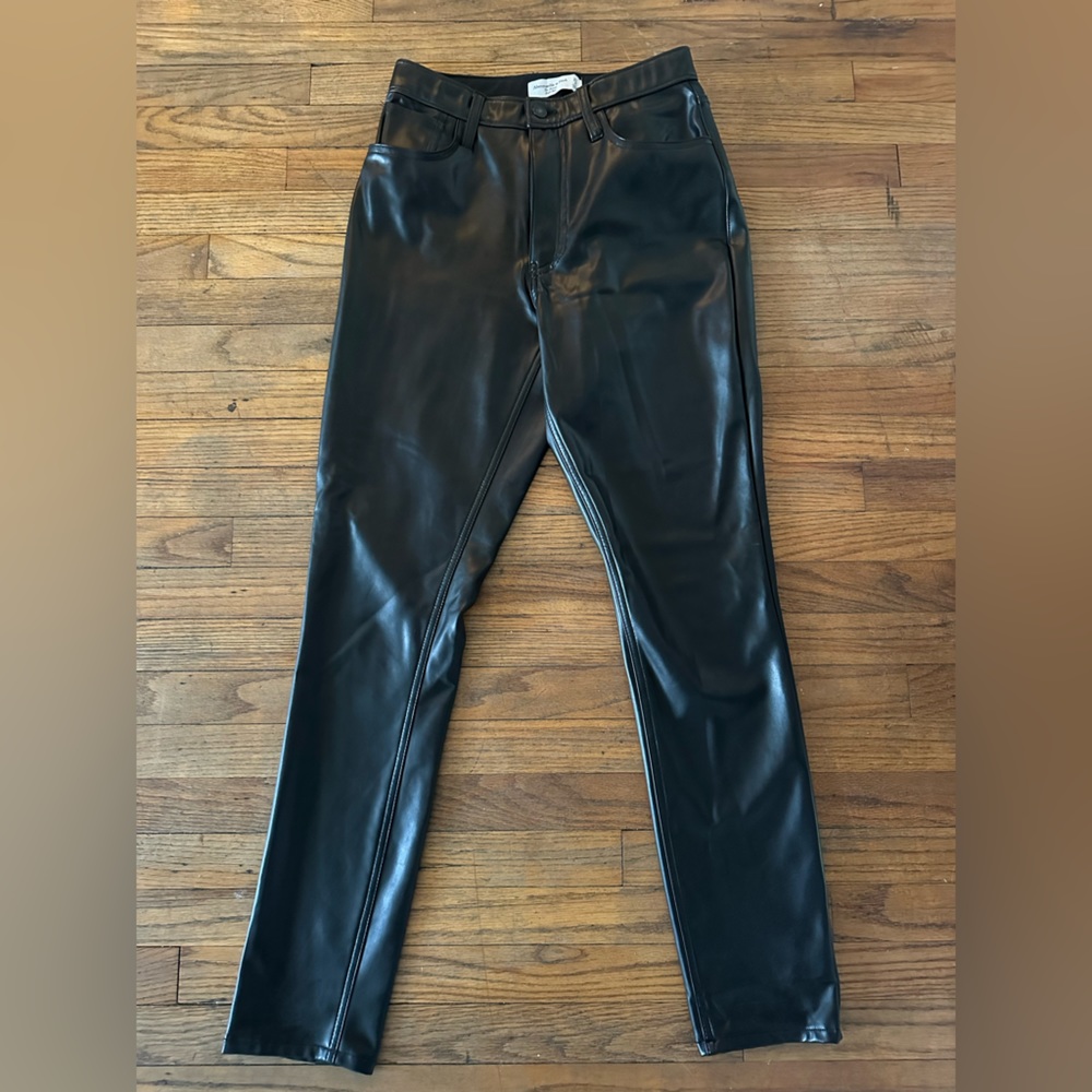 Curve love Abercrombie leather pants.